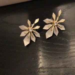 Women’s Kendra Scott earrings